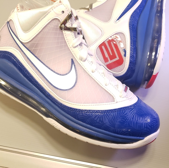 Nike LeBron Vll QS Sz 8.5 DS New in Box - Picture 5 of 7